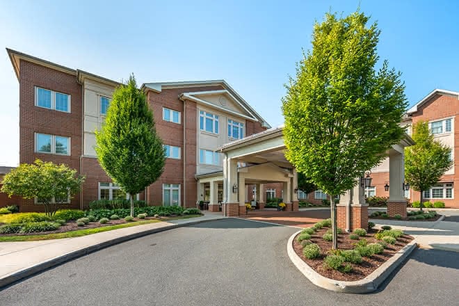 Exterior view of Brookdale Chatfield with landscaping