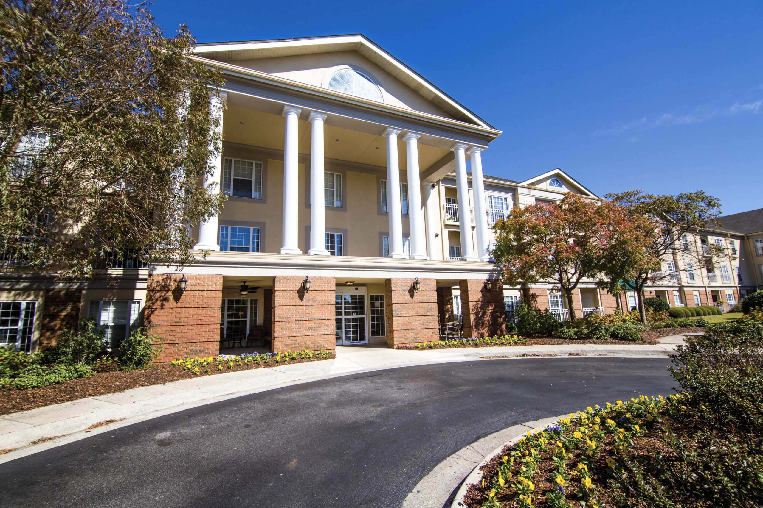 Front entrance of Brookdale Jones Farm with landscaping
