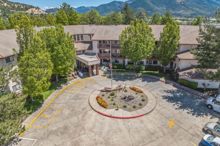 Solista Grants Pass by Cogir