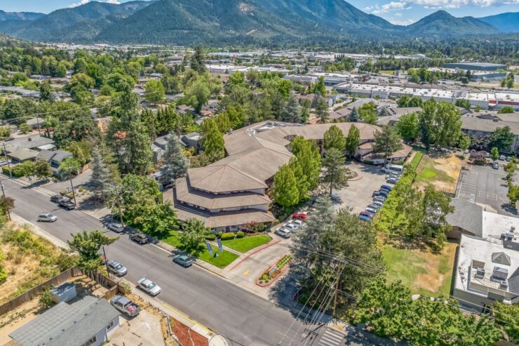 Solista Grants Pass by Cogir