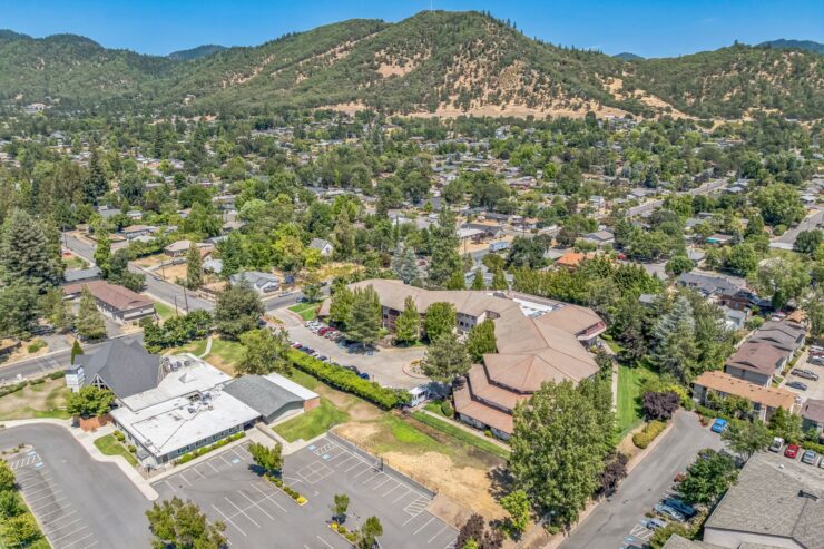 Solista Grants Pass by Cogir