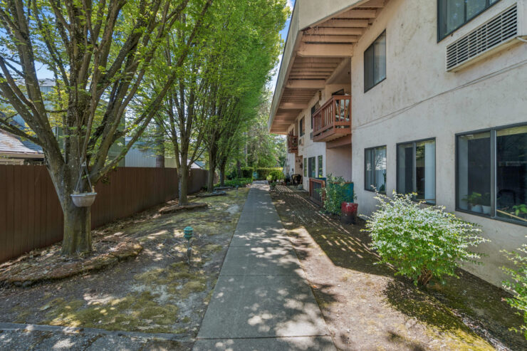 Solista Grants Pass by Cogir