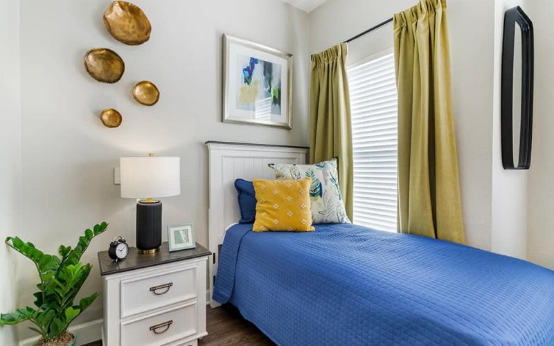 Semi-Private Suite