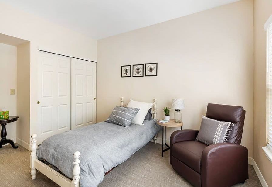 Semi-Private Suite