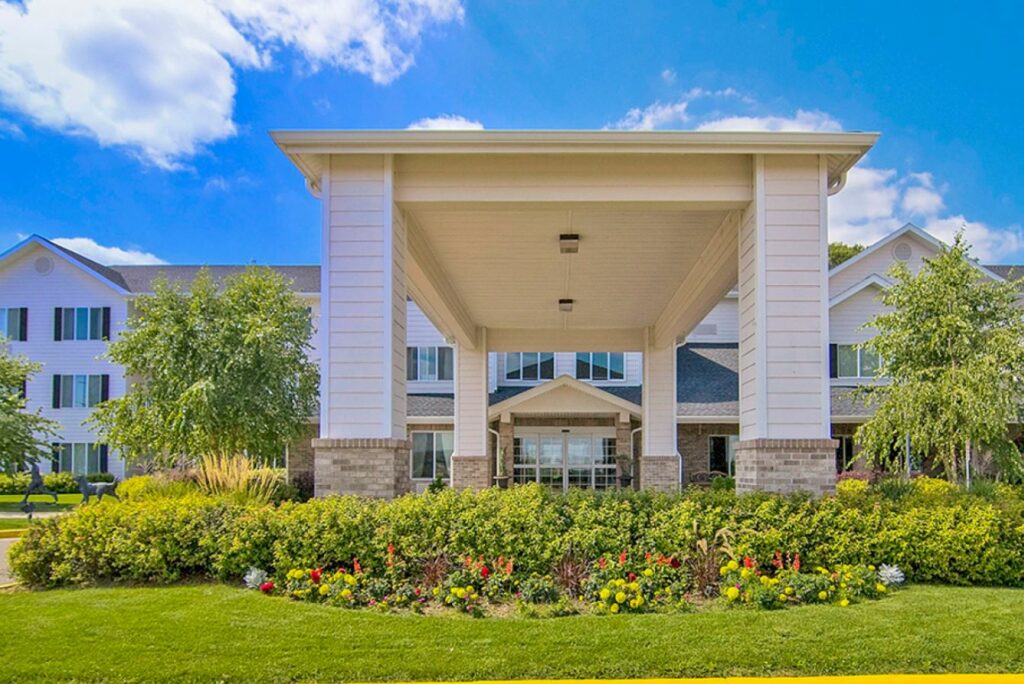 Oakwood Hills–Sky Active Living