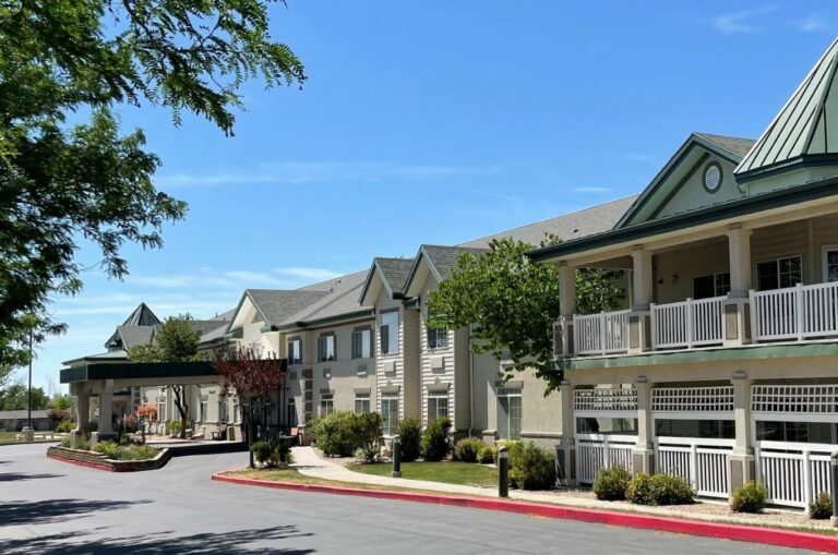 PeachTree Place Assisted Living