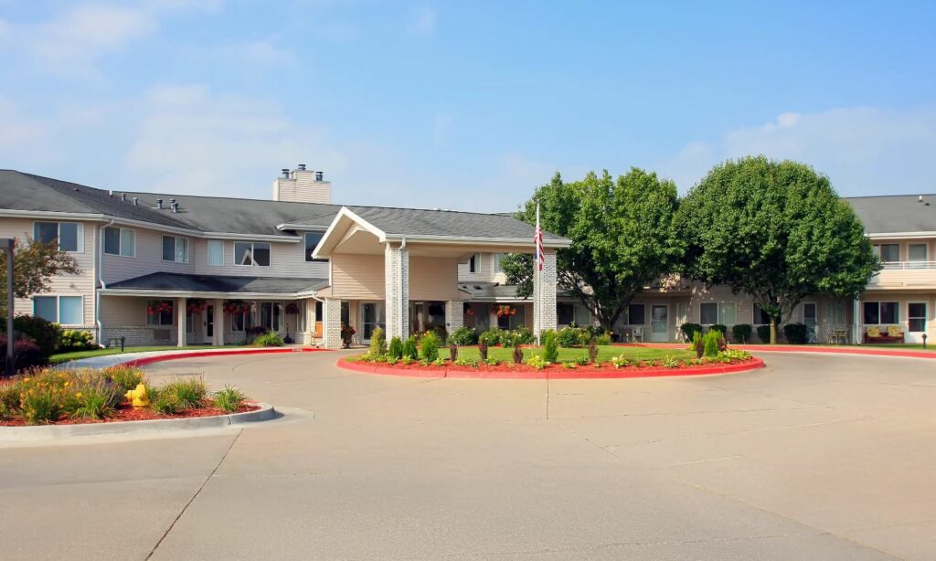 Holiday Illahee Hills