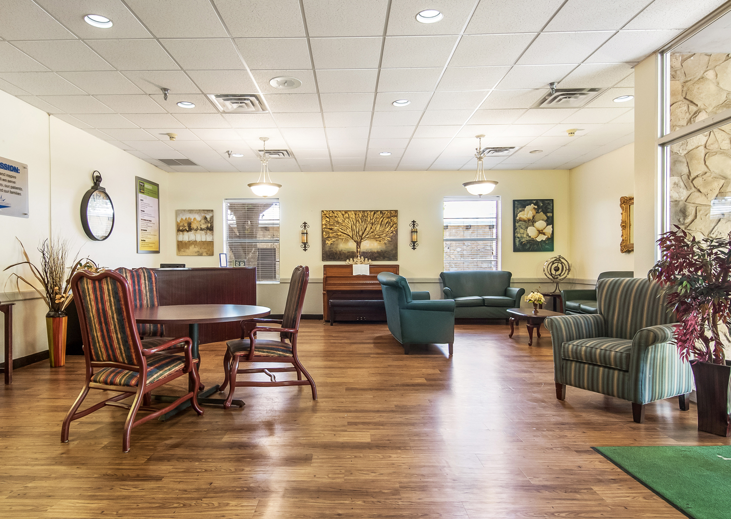 Bright and welcoming common area with seating