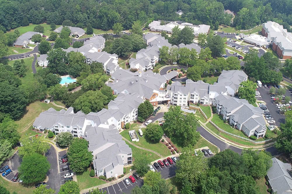 Aerial view of the Brookdale Chambrel Williamsburg campus