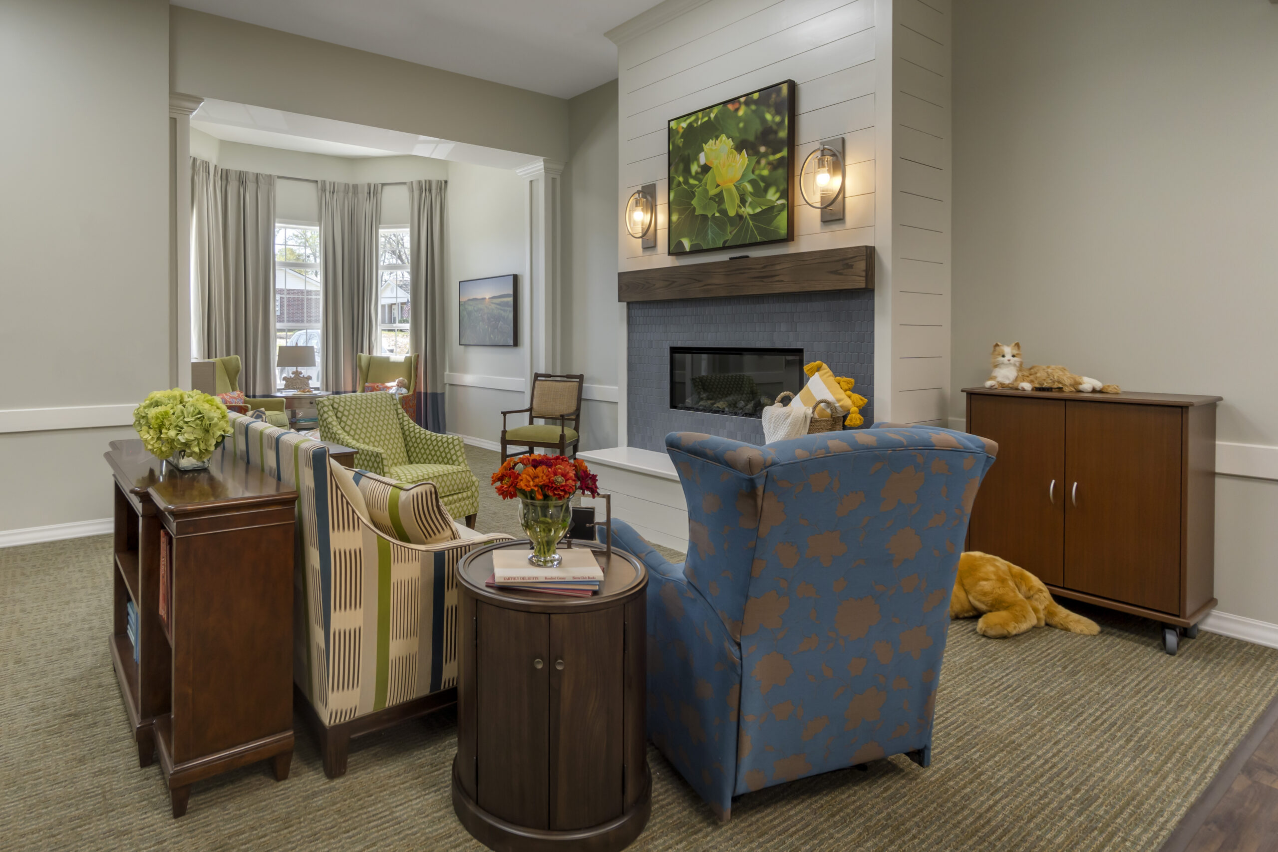 Bright common area with comfortable seating and décor