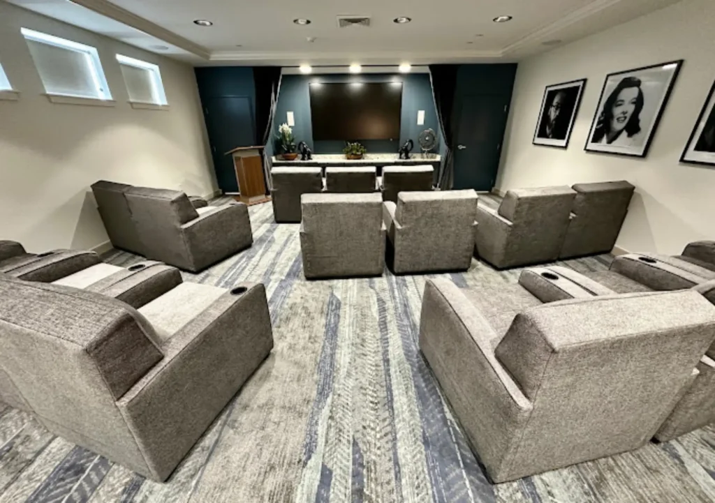 A cozy common area with comfortable seating