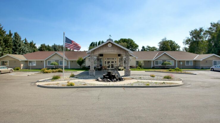 Front view of Cadence at Olney facility with landscaping
