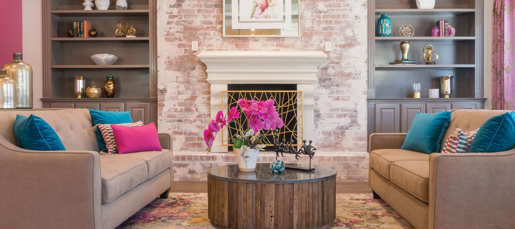 Cozy common area with seating and floral decor