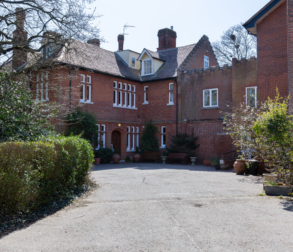 Exterior view of Oaklands House Care Centre