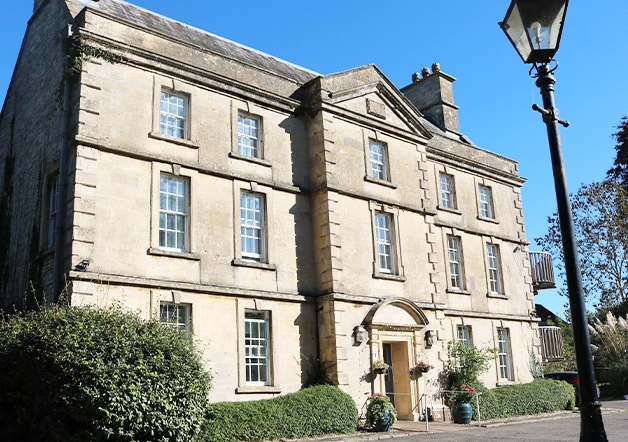 Gressland Court