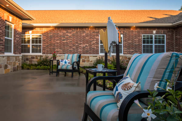 Seasons Assisted Living & Memory Care – Magnolia