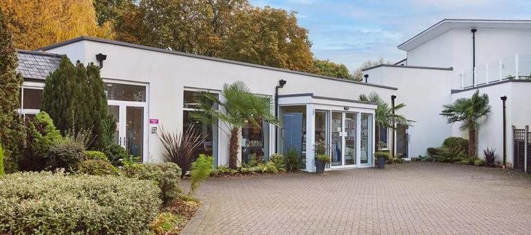 Exterior view of Oaklands House Care Centre