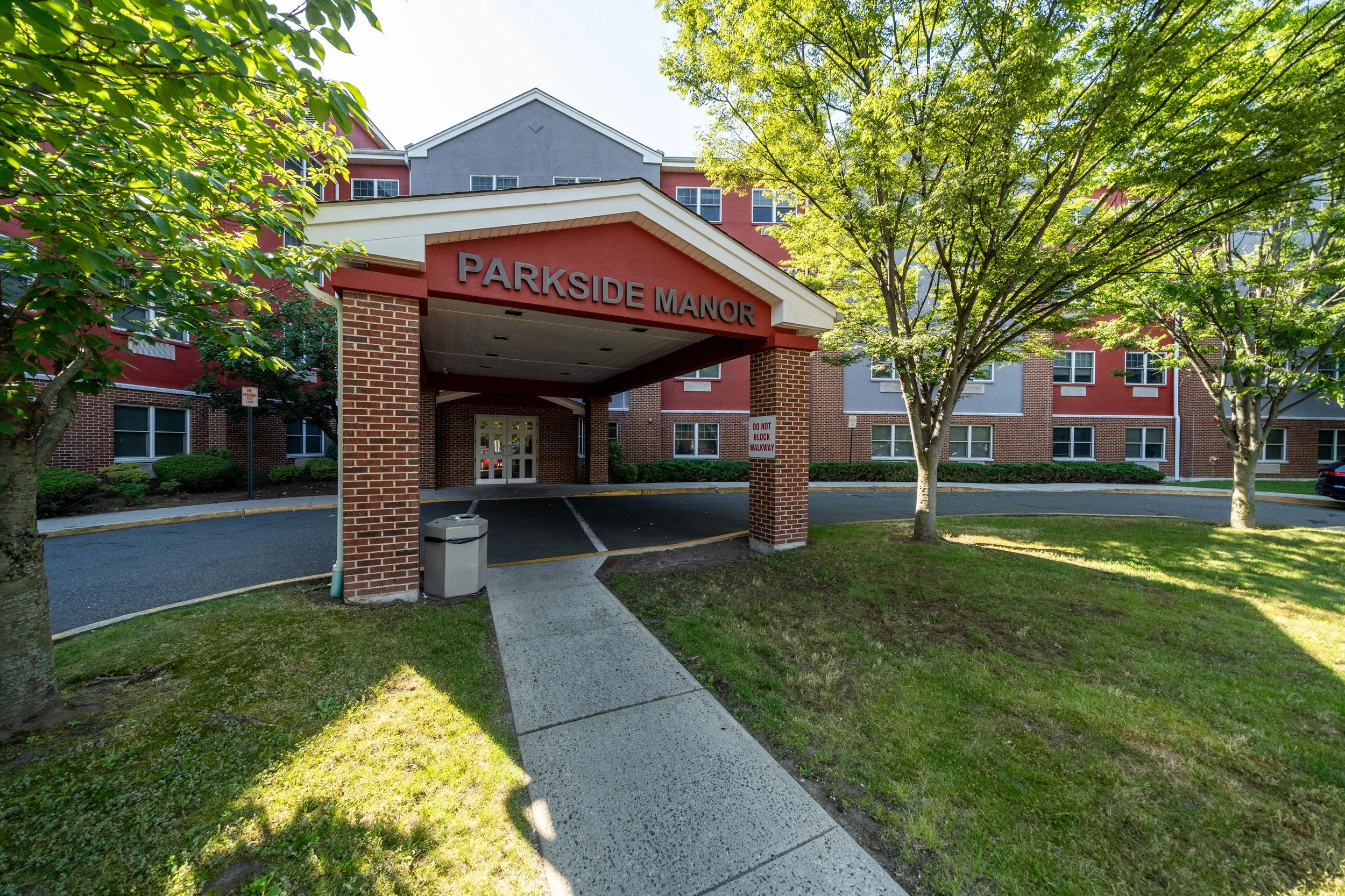 Parkside Manor