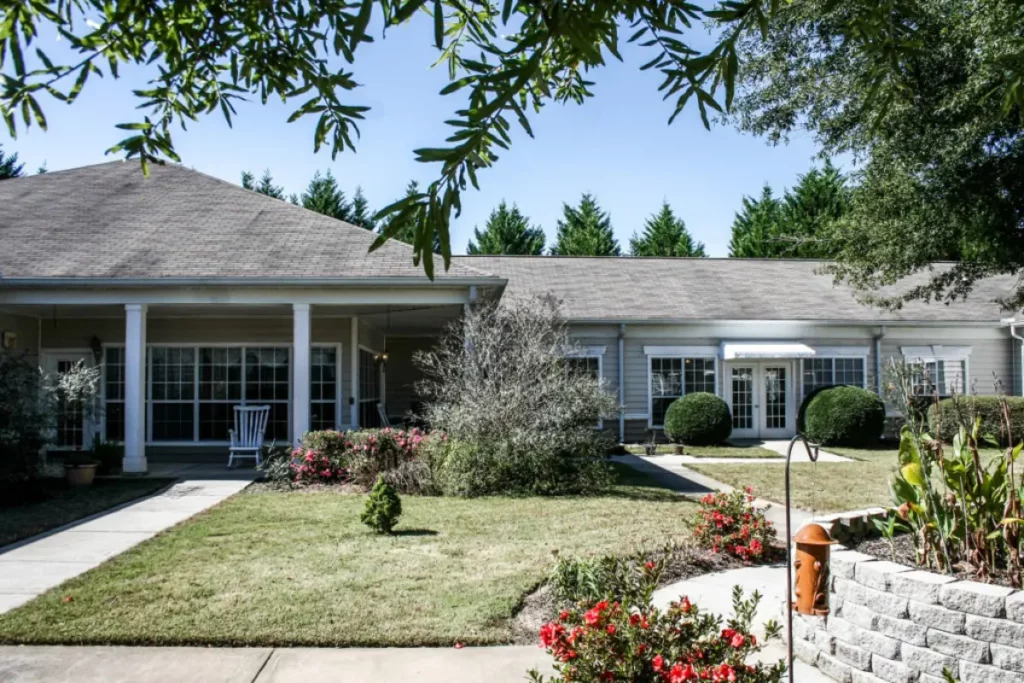 Lakes at Gainesville Assisted Living