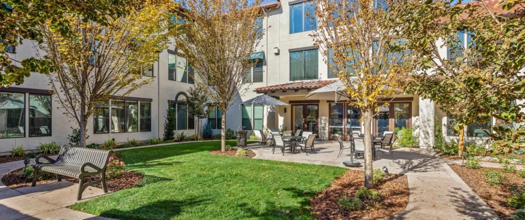 Oakmont of Redwood City