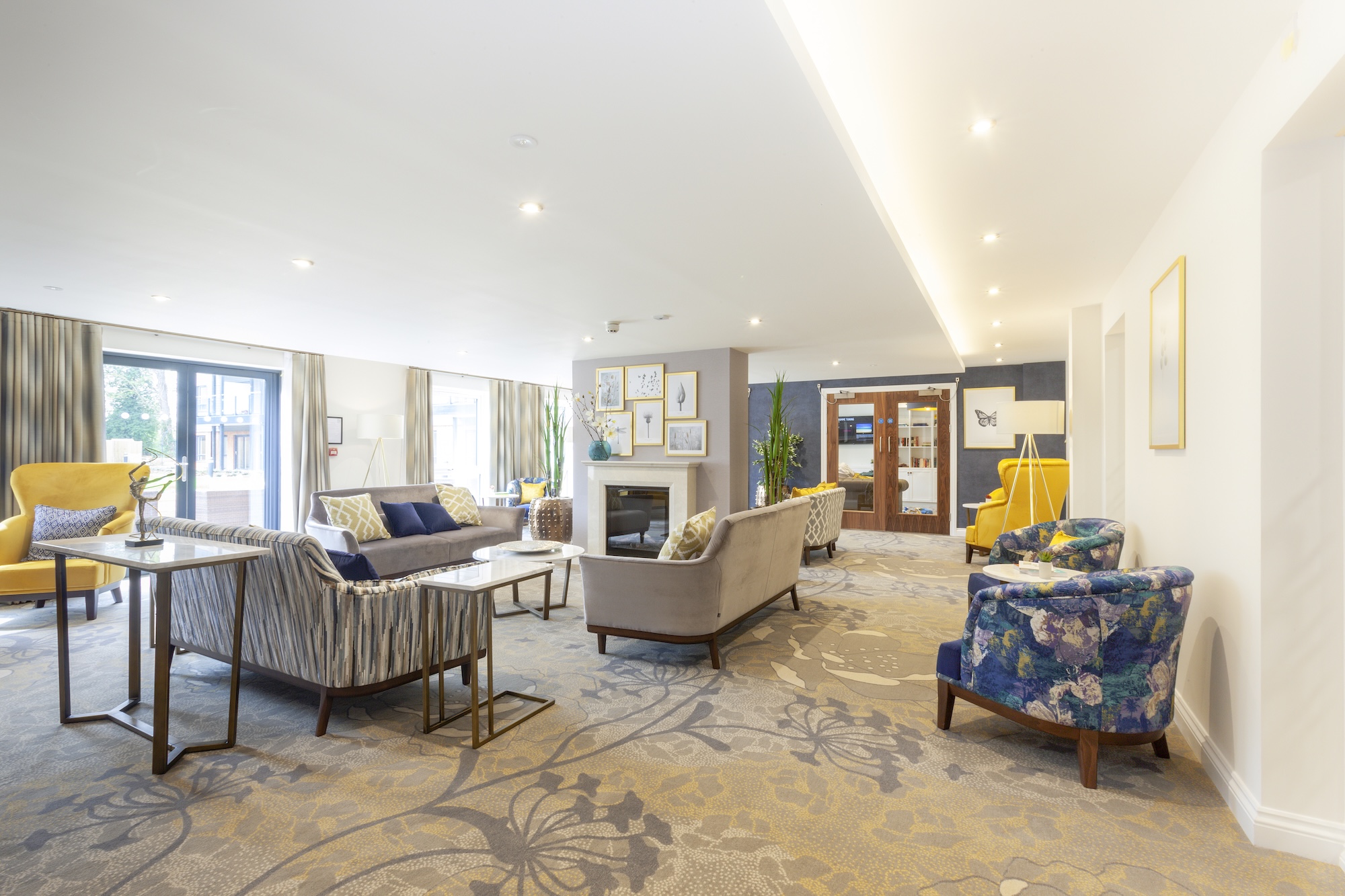 Bright and inviting common area with comfortable seating