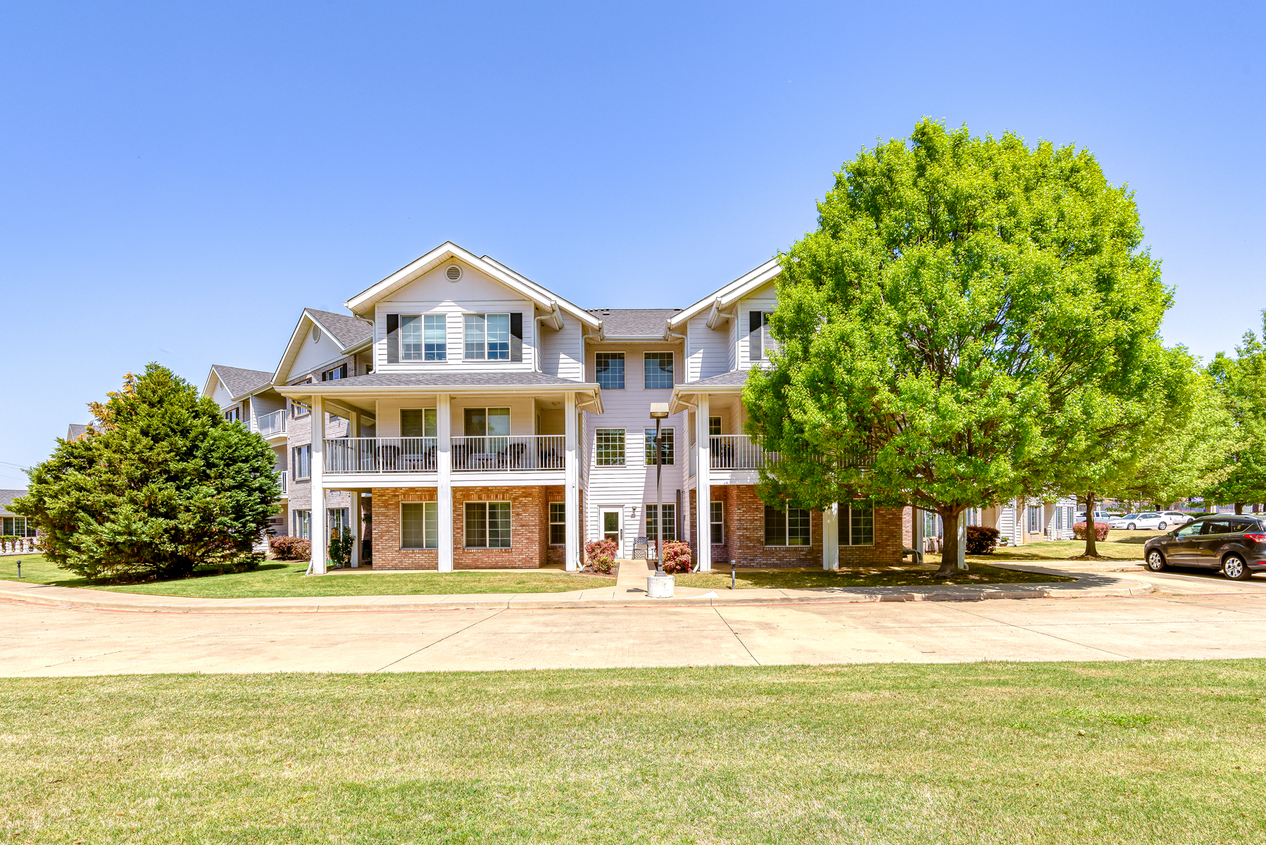 Exterior view of the Solstice Senior Living facility