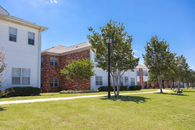 Exterior view of the assisted living facility landscaping.