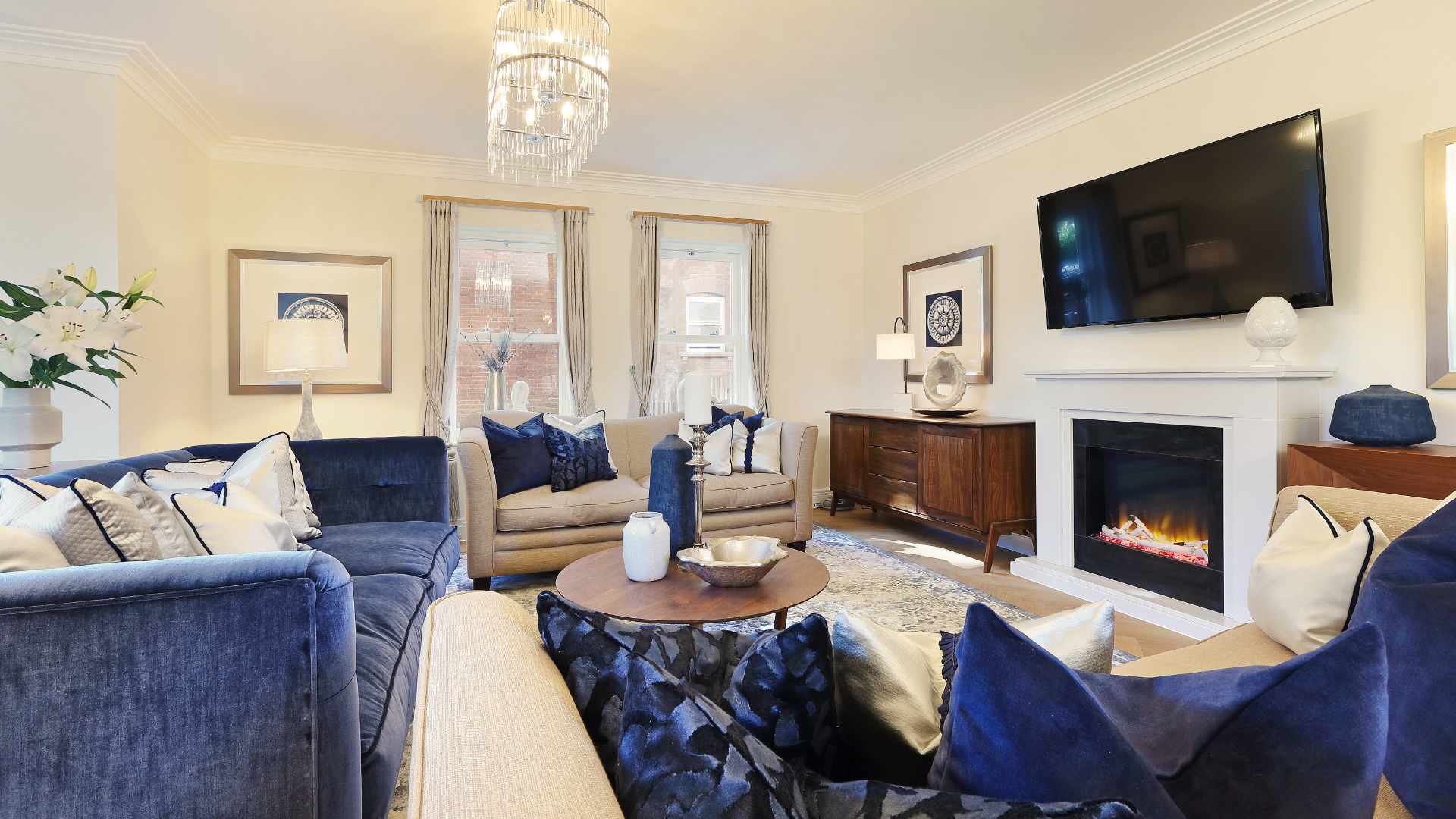 Cozy common area with comfortable seating