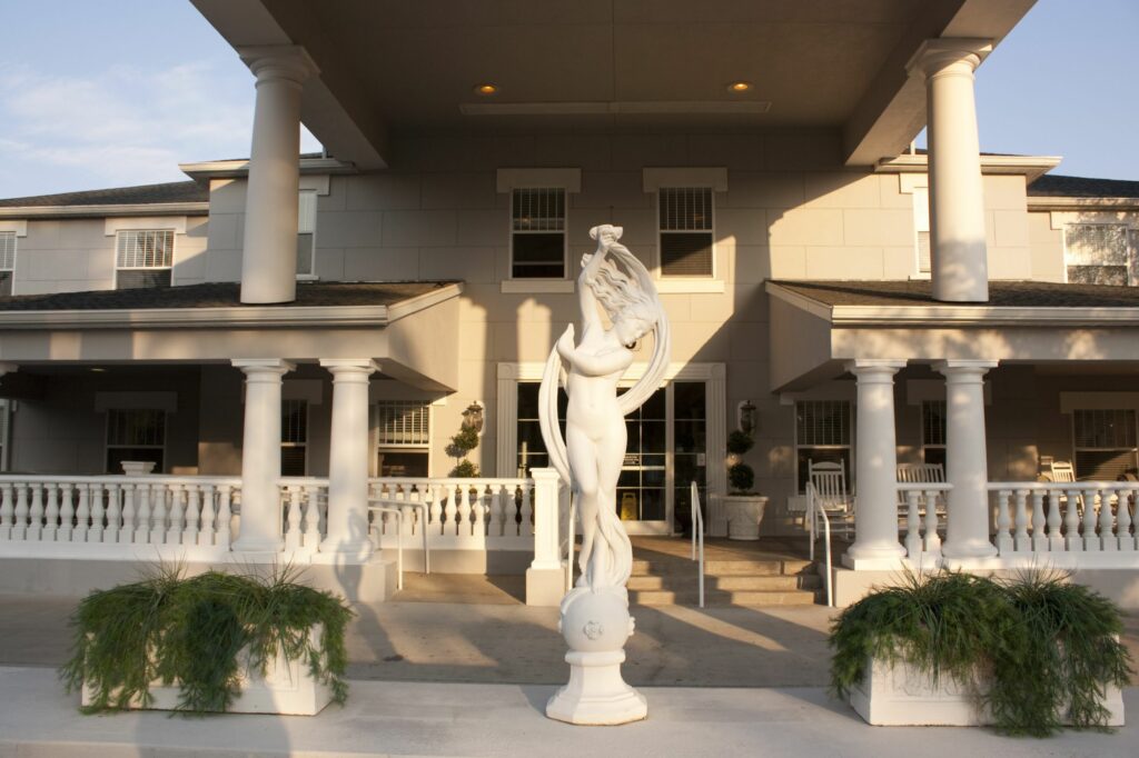 Hampton Manor at Deerwood