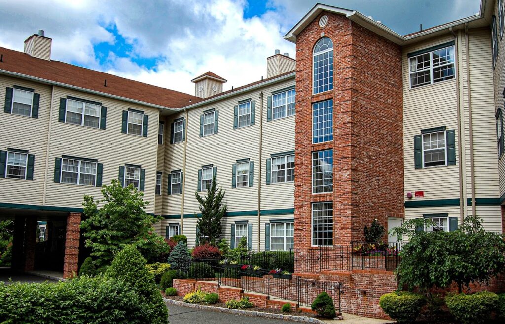 Mira Vie at West Milford