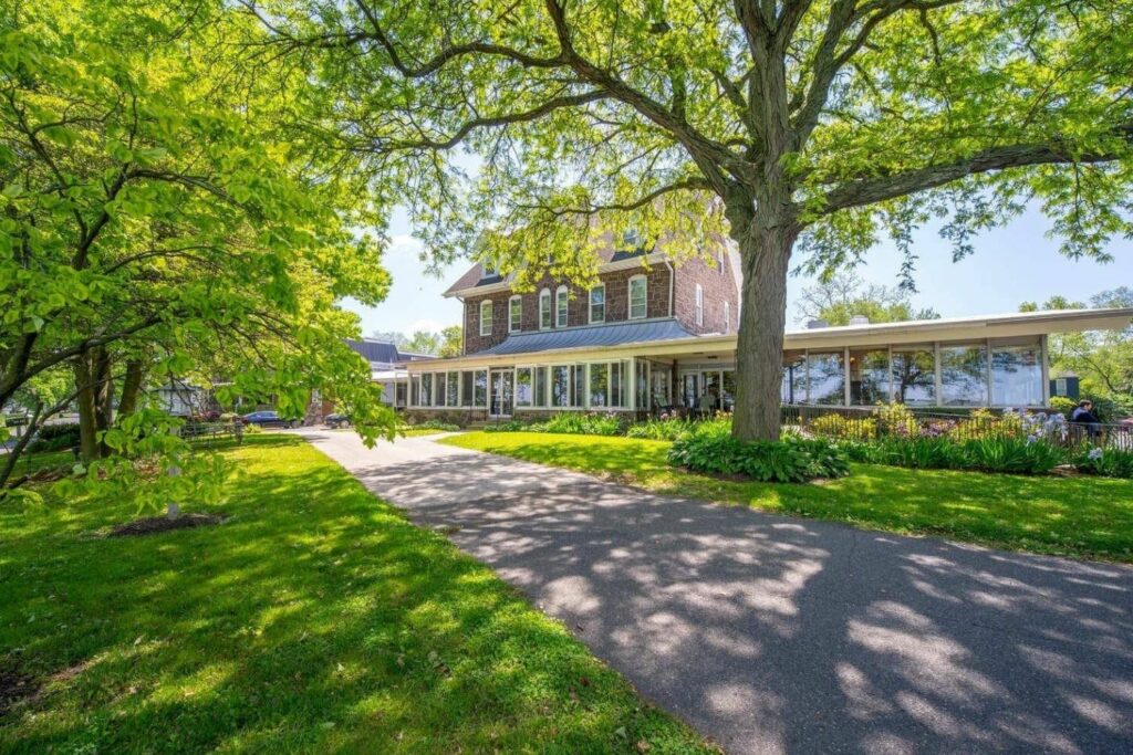 Riverview Estates Rehabilitation and Senior Living