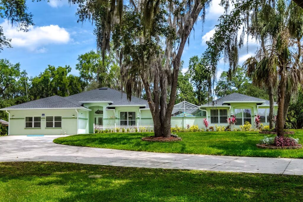 The Courtyard at Granada