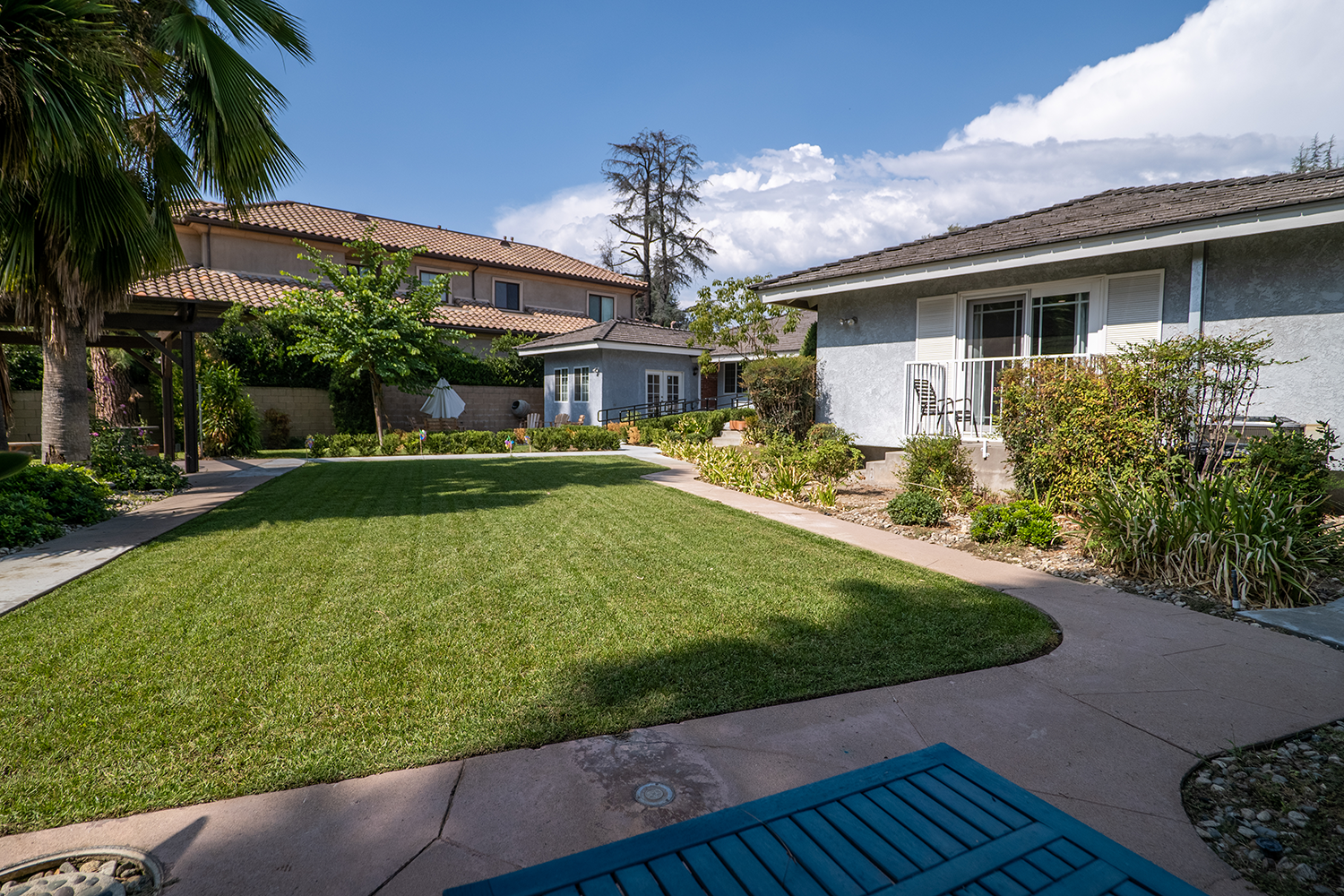 Trinity Hills Estates in Sierra Madre — photo 2