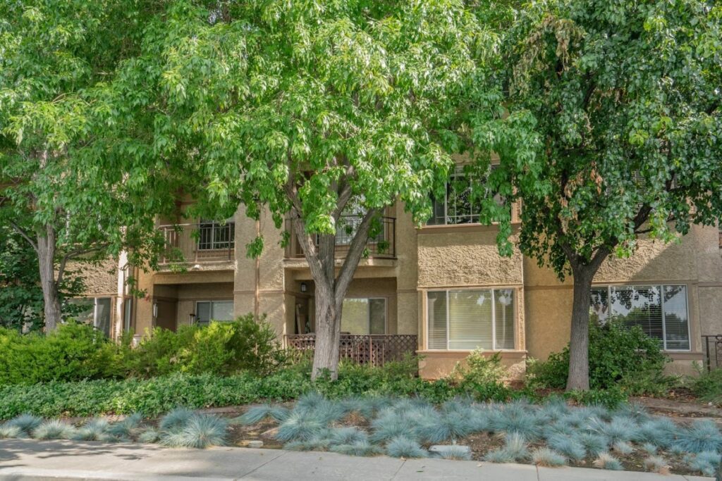 Valley Oaks Village 55+ Senior Apartments