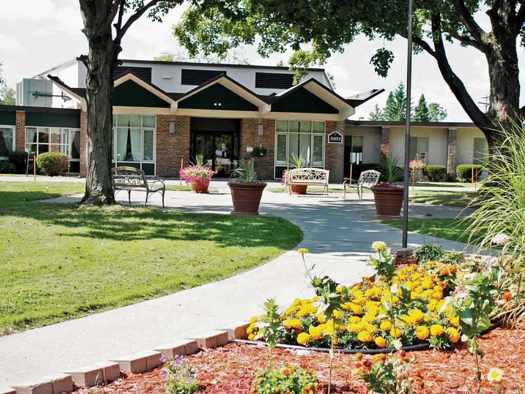 Exterior view of West Oaks Senior Care & Rehab Center