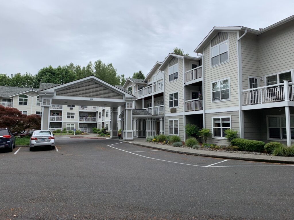 Homewoods on the Willamette