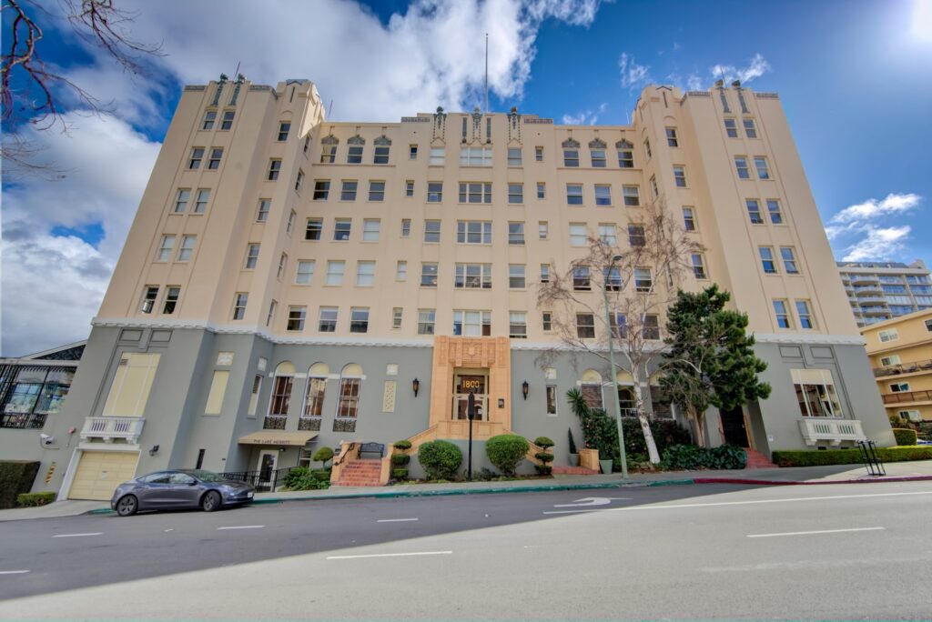 The Lake Merritt Apartments