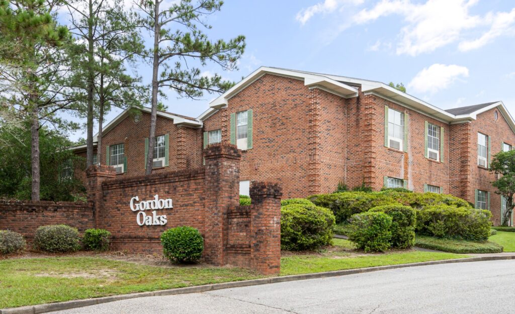 Gordon Oaks Senior Living Community