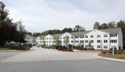 Ashton Arbors Senior Residences