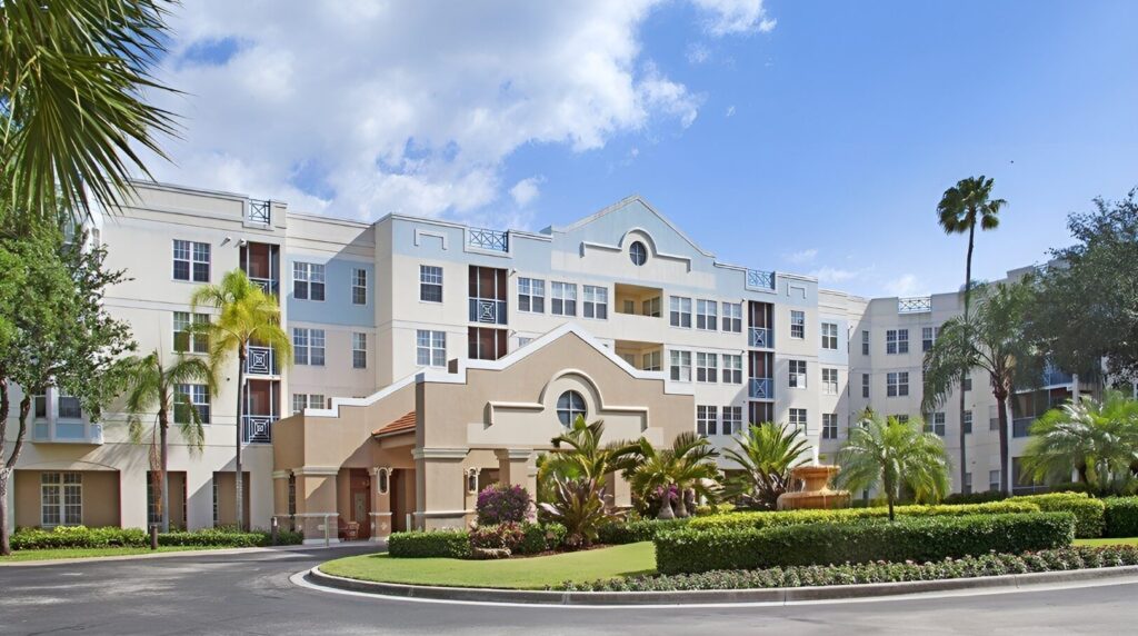 Stratford Court of Boca Pointe