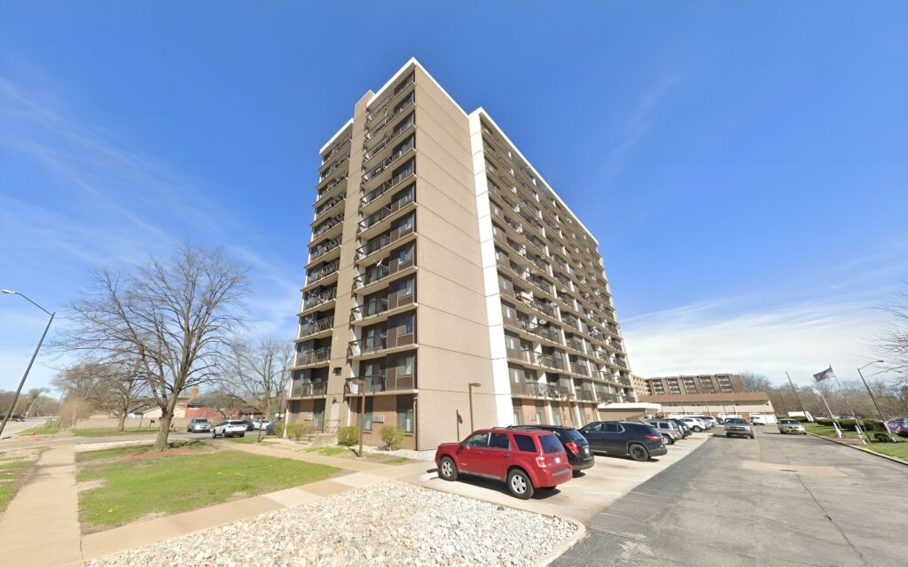 Gary Manor Apartments