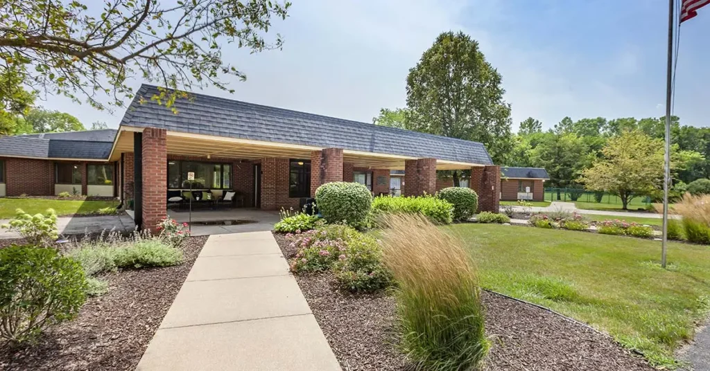 Exterior view of Antioch Valley Senior Living
