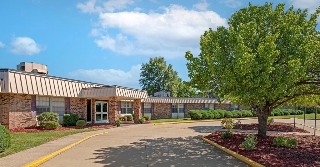 Exterior view of the Antioch Valley Senior Living facility