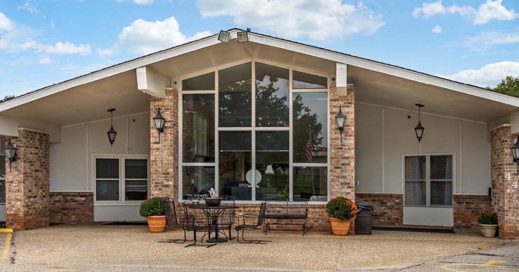 Exterior view of the Antioch Valley Senior Living facility