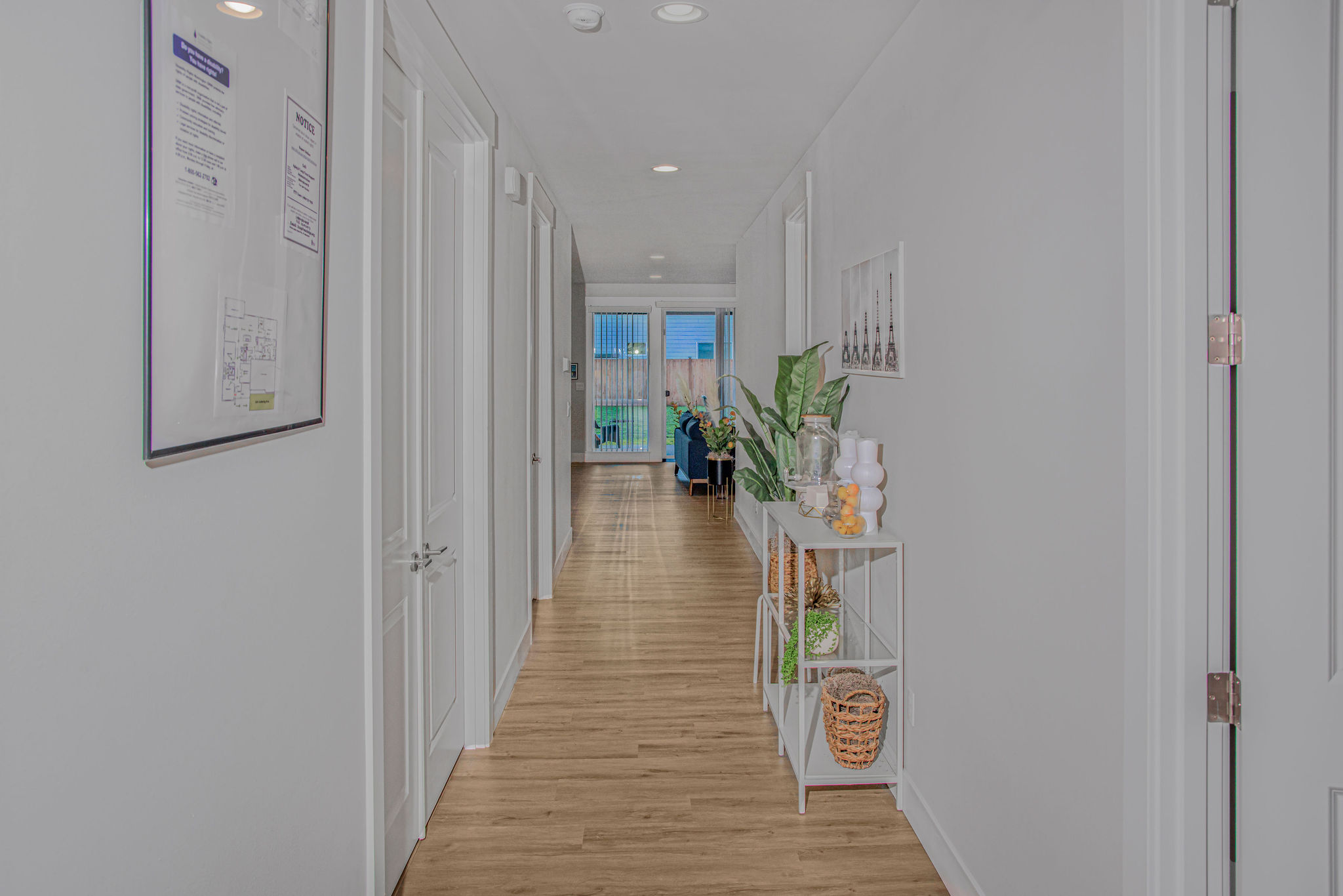 Hallway with decorative elements and natural light