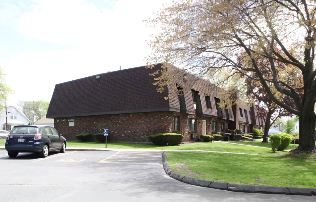 St. James Manor Apartments