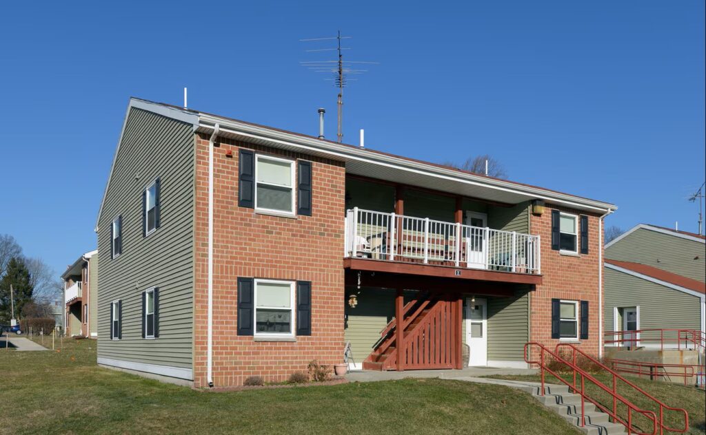 James Thomas Apartments