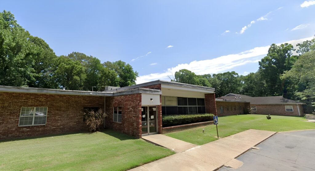 Crestpark Helena, LLC