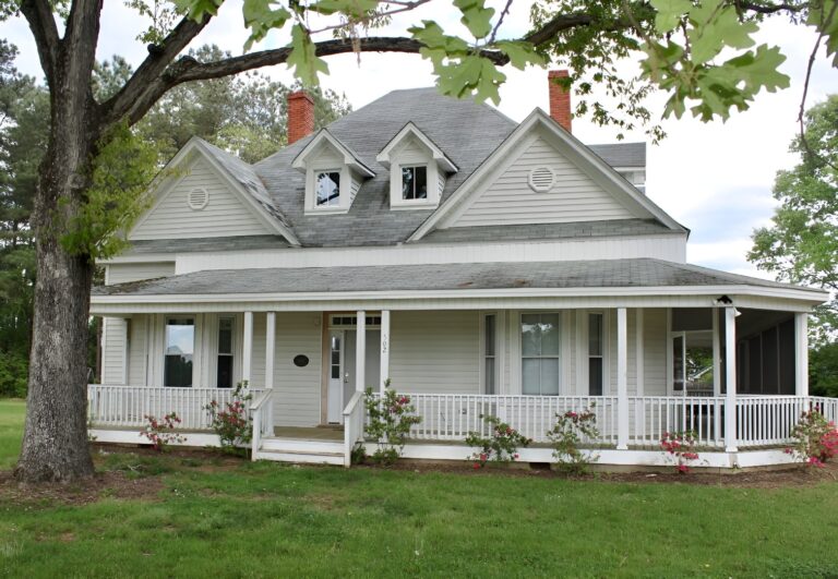Divine Family Care Homes - Senior Living Facility
