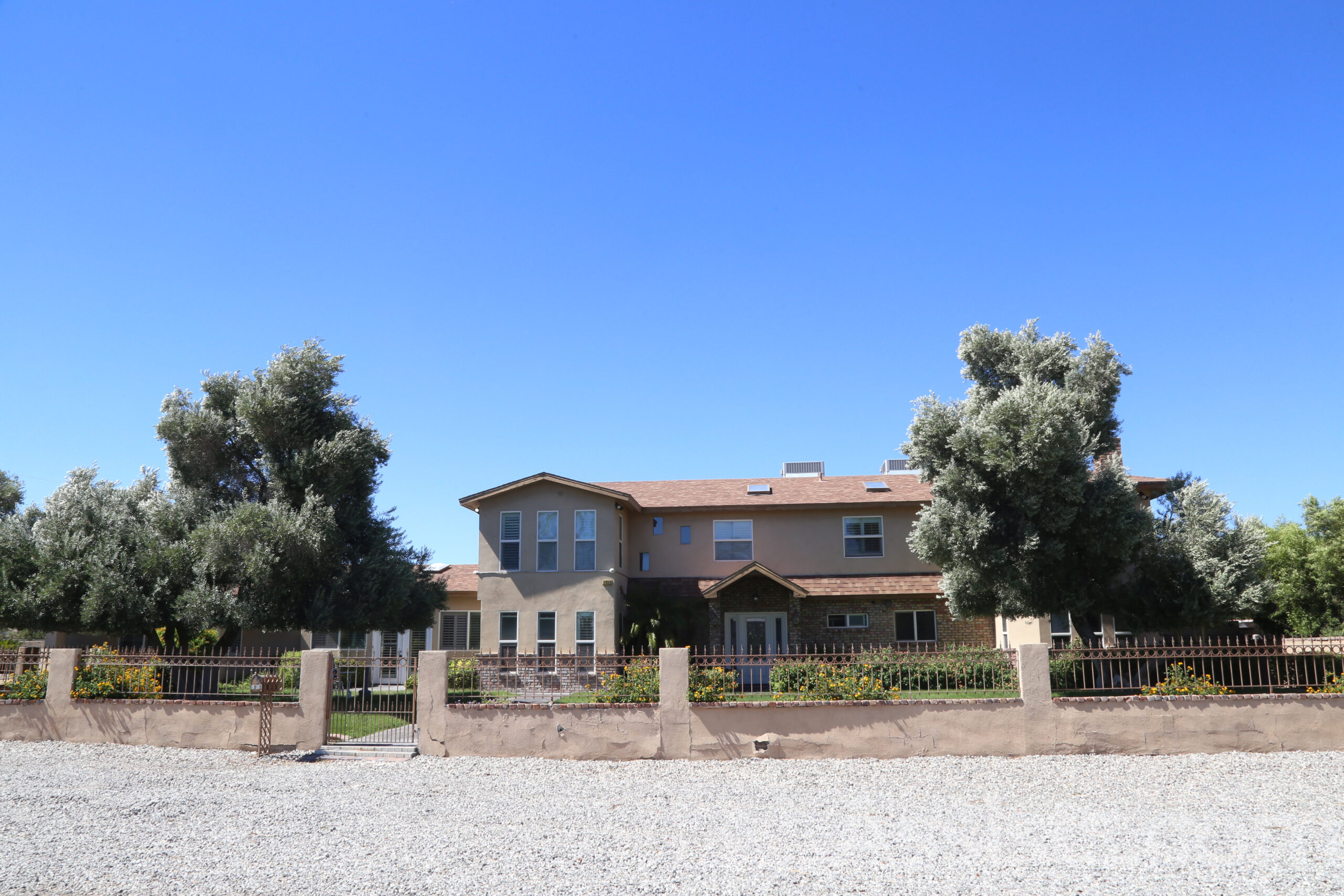 Livingston Home